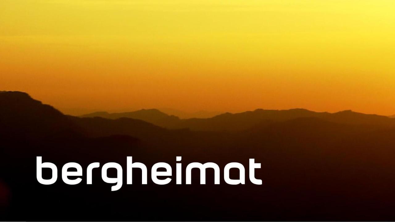 Vila Diese Einfache Unterkunft- Bergheimat Ist Nur Fuer Backpacker- Rucksacktouristen Und Radfahrer - Huettenfeeling Im Backpackerhoues- Ganz Einfach - Ganz Unkompliziert - Ganz Relaxd Linthal Exteriér fotografie
